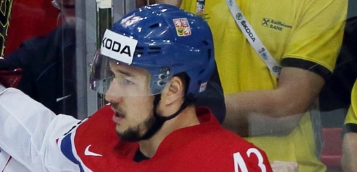 Útočník Jan Kovář dal gól a na další přihrál při vítězství hokejistů Magnitogorsku 5:1 v pátečním utkání KHL na ledě Chabarovsku.