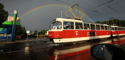 DPP už dříve nepoužité tramvaje T3 prodával. Většina mířila do Ruska a na Ukrajinu.