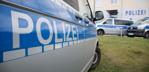 Německé úřady řeší případ násilnického páru.
