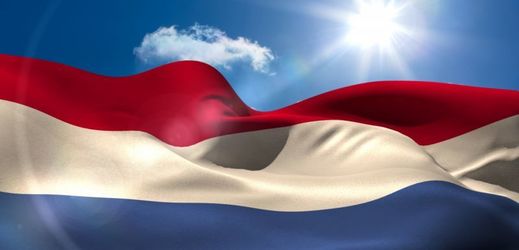 Nizozemci na jaře v referendu odmítli asociační dohodu s Ukrajinou (na snímku nizozemská vlajka).
