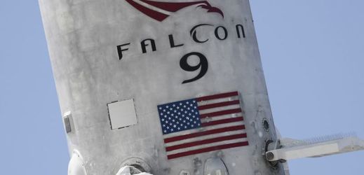 Raketa Falcon 9.