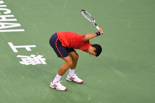 Novak Djokovič rozbil raketu na turnaji v Šanghaji.