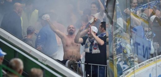 Fanoušci Komety Brno způsobili při zápase v Mladé Boleslavi značné škody.