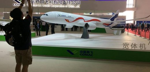 Rozhodnutí s rusko-čínské spolupráci při vývoji nového letadla bylo oznámeno na aerosalonu v čínském městě Ču-chaj.