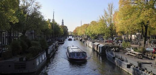 Jen v Amsterdamu, který má sedm různých biotopů, žije čtvrtina všech živočišných druhů zjištěných na území Nizozemska.