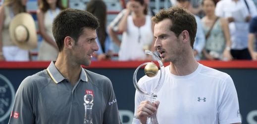 Kdo zakončí letošní tenisovou sezonu na postu světové jedničky? Novak Djokovič (vlevo) a Andy Murray.