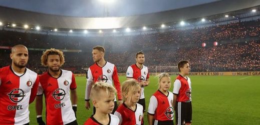 Fanoušci Feyenoordu dojali svým gestem mladou hvězdu