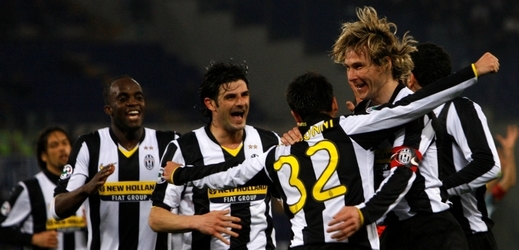 Juventus Turín se stále nevzdal snahy o odškodnění za nucený sestup do druhé ligy kvůli korupčnímu skandálu v roce 2006. 