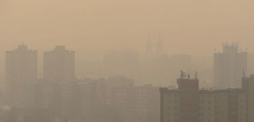 Smog a nečistoty ovzduší v Ostravě. 