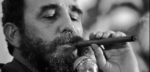 Fidel Castro s doutníkem (1978).