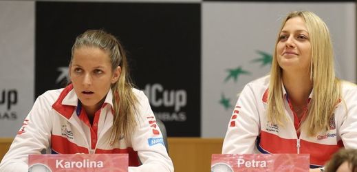 Karolína Plíšková a Petra Kvitová při Fed cupu.