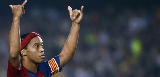 Fotbalová legenda Ronaldinho chce nastoupit za Chapecoense.