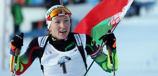 Běloruská biatlonistka Darja Domračevová se v lednu v Oberhofu vrátí po více než roční pauze do Světového poháru.
