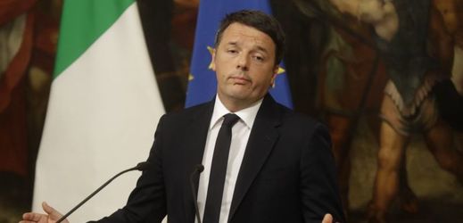 Italský premiér Matteo Renzi ohlásil demisi.