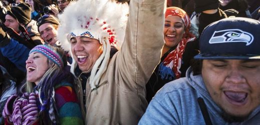 Slaví Siouxové předčasně? Trump rozhodnutí o ropovodu přezkoumá