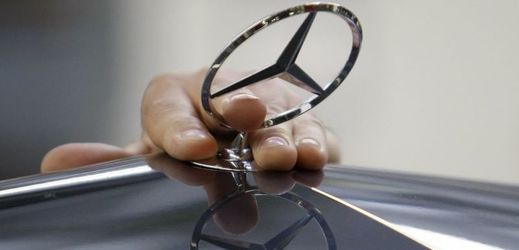 Koncern Daimler zvažuje výrobu elektromobilů a baterií v Číně.