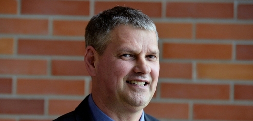 Dlouholetý generální ředitel a sportovní manažer hokejistů Třince Pavel Marek ve funkci skončil. 