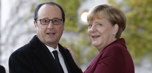  Françoise Hollande a Angela Merkelová. 