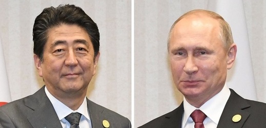Vladimir Putin se sejde s japonským premiérem Šinzóem Abem.