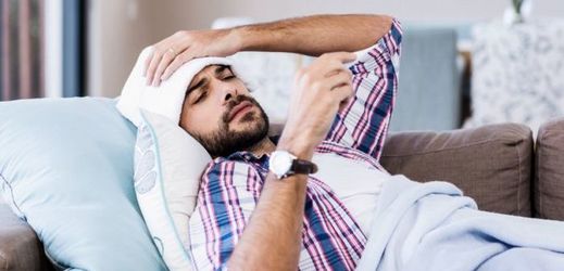 Muži při chřipce trpí více než ženy. 