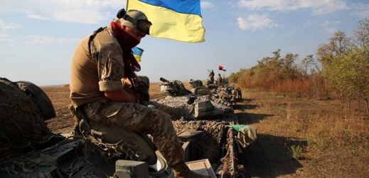 Ukrajinští vojáci na Donbasu (ilustrační foto).