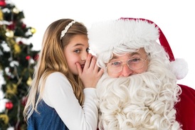 Santa Clause je zobrazován jako veselý, dobře živený muž s bílým vousem.