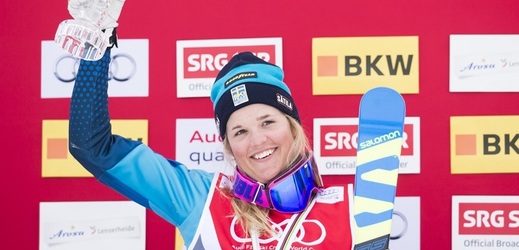 Švédská skikrosařka Anna Holmlundová.