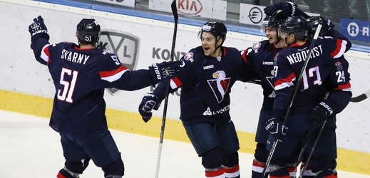 Takto slavili hokejisté Slovanu gól v úterním utkání proti Ufě, teď mají i další důvod k radosti.
