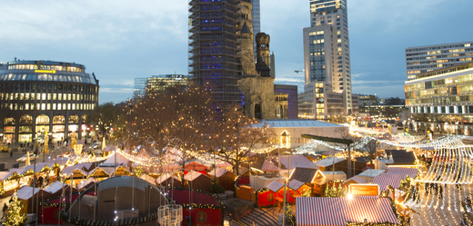 Vánoční trh v Berlíně obnoven.