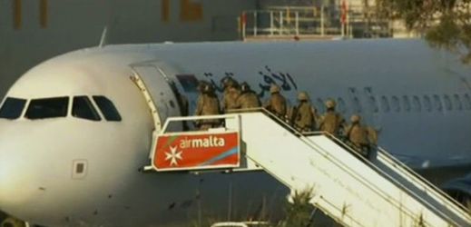 Unesené letadlo na Maltě.