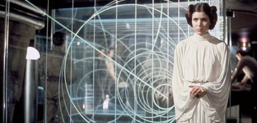 Herečka Carrie Fisherová ve filmu Hvězdné války jako princezna Leia.