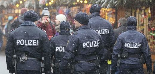 Rakouská policie v centru Vídně.