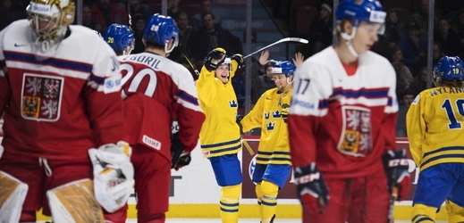 Hokejová dvacítka prohrála i se Švédskem. 