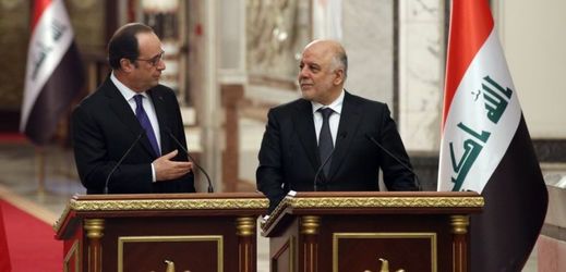 Francouzský prezident Francois Hollande a irácký premiér Hajdar Abádí.