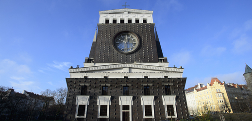 Římskokatolický kostel Nejsvětějšího srdce Páně na náměstí Jiřího z Poděbrad v pražských Vinohradech. Přední stavbu 20. století navrhl architekt Josip Plečnik, při projektování se inspiroval Noemovou archou.