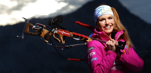 Gabriela Koukalová opět po roce vévodí Světovému poháru.