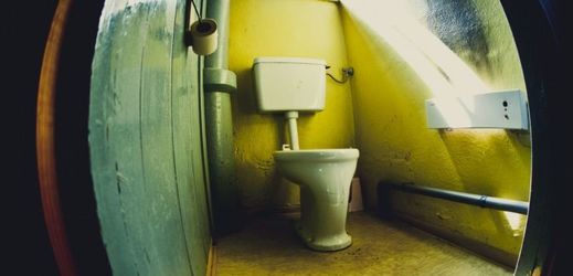 V Berlíně budou experimentovat se společnými záchody.