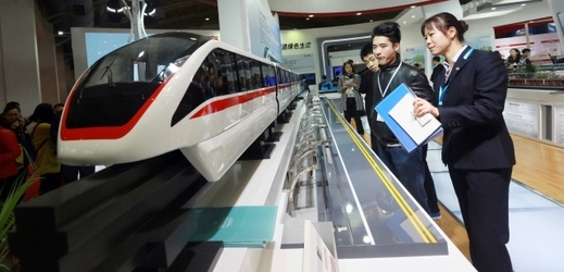 Hyperloop na veletrhu v Pekingu.