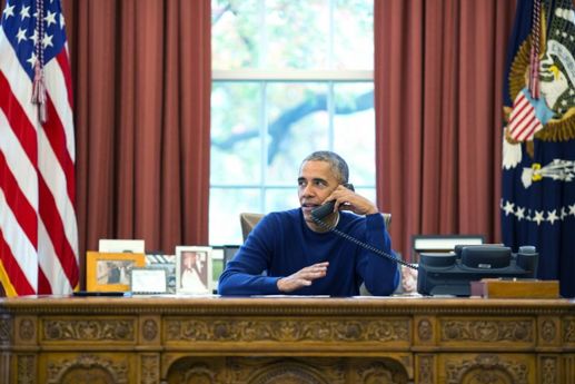 Barack Obama ve své kanceláři. Přesvědčený demokrat byl do úřadu prezidenta USA zvolený dvakrát, v letech 2008 a 2012.