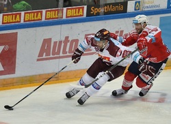 Hokejisté Sparty porazily Pardubice 3:2.