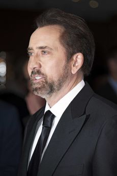 Herec Nicolas Cage koupil kostru dinosaura v dražbě, aniž by věděl, že byla ukradena v Mongolsku.