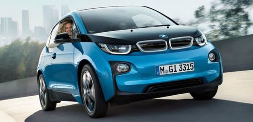 Státní dotace by mohly podpořit větší prodej elektromobilů. Jako třeba BMW i3.