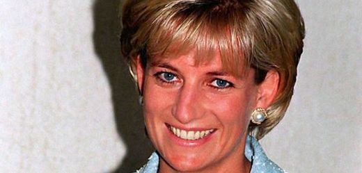 Princezna Diana tragicky zahynula při autonehodě před dvaceti lety.