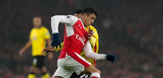 Alexis Sanchez z Arsenalu v akci.