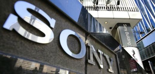 Společnosti Sony klesá zisk.