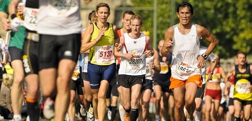Účastníci maratonu v Berlíně (ilustrační foto).