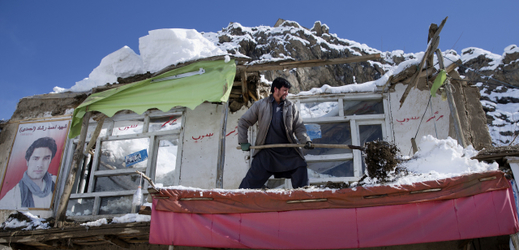 Afghánistán: po třídenním sněžení přišly laviny.