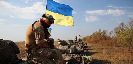 Ukrajinští vojáci v Donbasu.