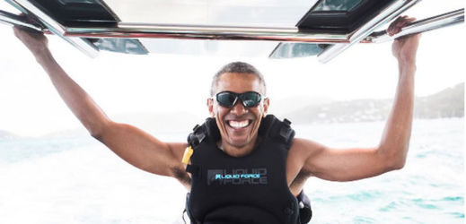 Barack Obama si užívá zaslouženou dovolenou. 