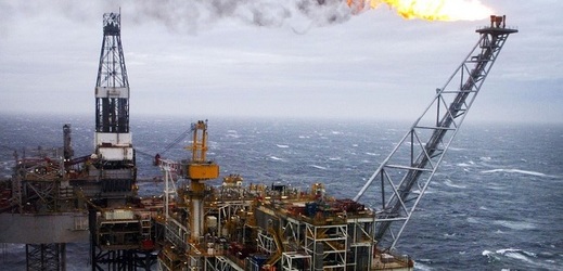 Ropná plošina v Severním moři.